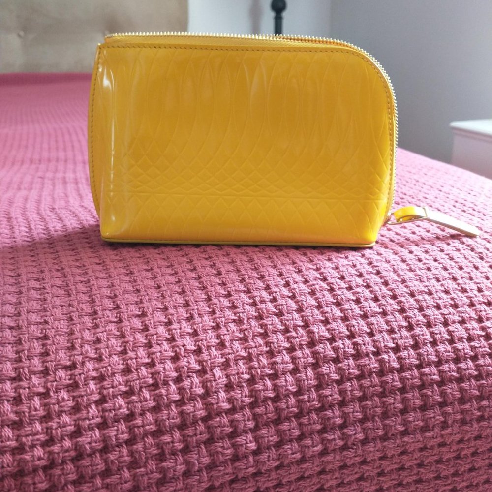 Paul Smith NWOT No 9 Women's Yellow Leather Cosmetic Bag Clutch with box - Picture 2 of 16